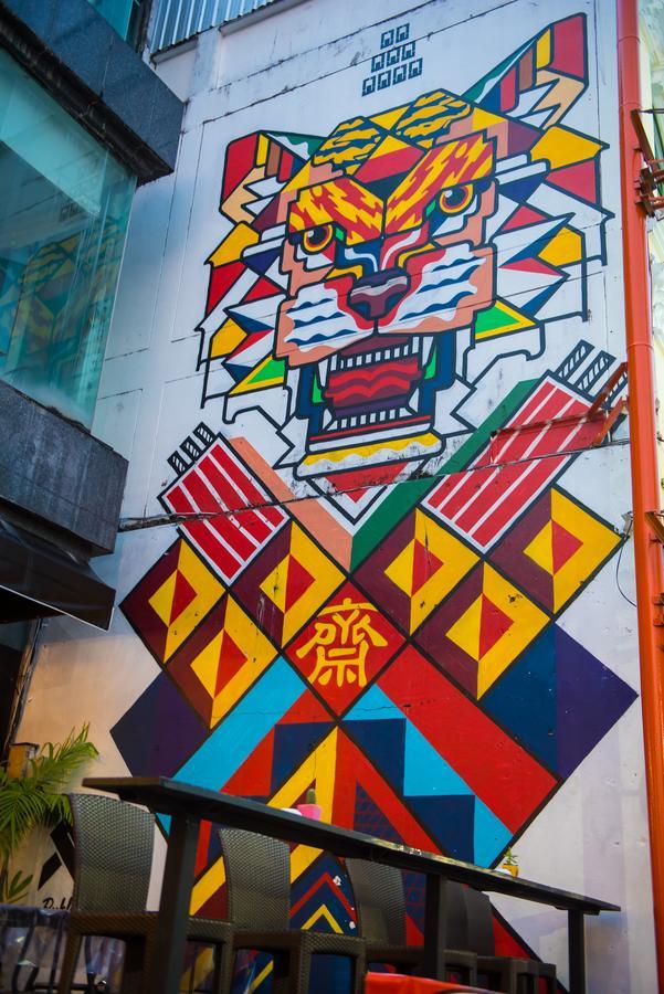 The Neighbors Hostel (Adults Only) Phuket Extérieur photo