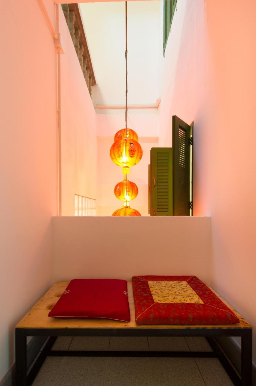 The Neighbors Hostel (Adults Only) Phuket Extérieur photo